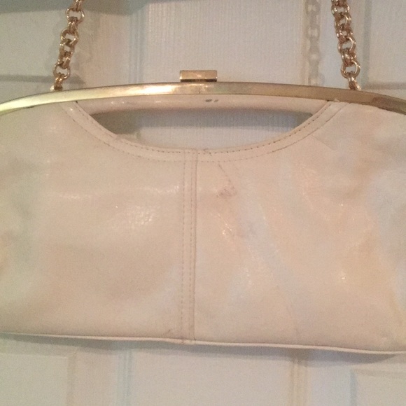 White clutch purse - Picture 3 of 4